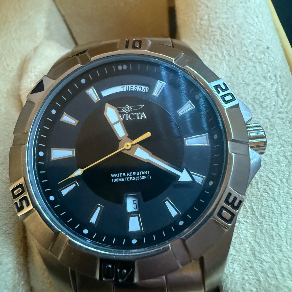 Invicta Silver and Blue Men's Watch - Picture 4 of 4